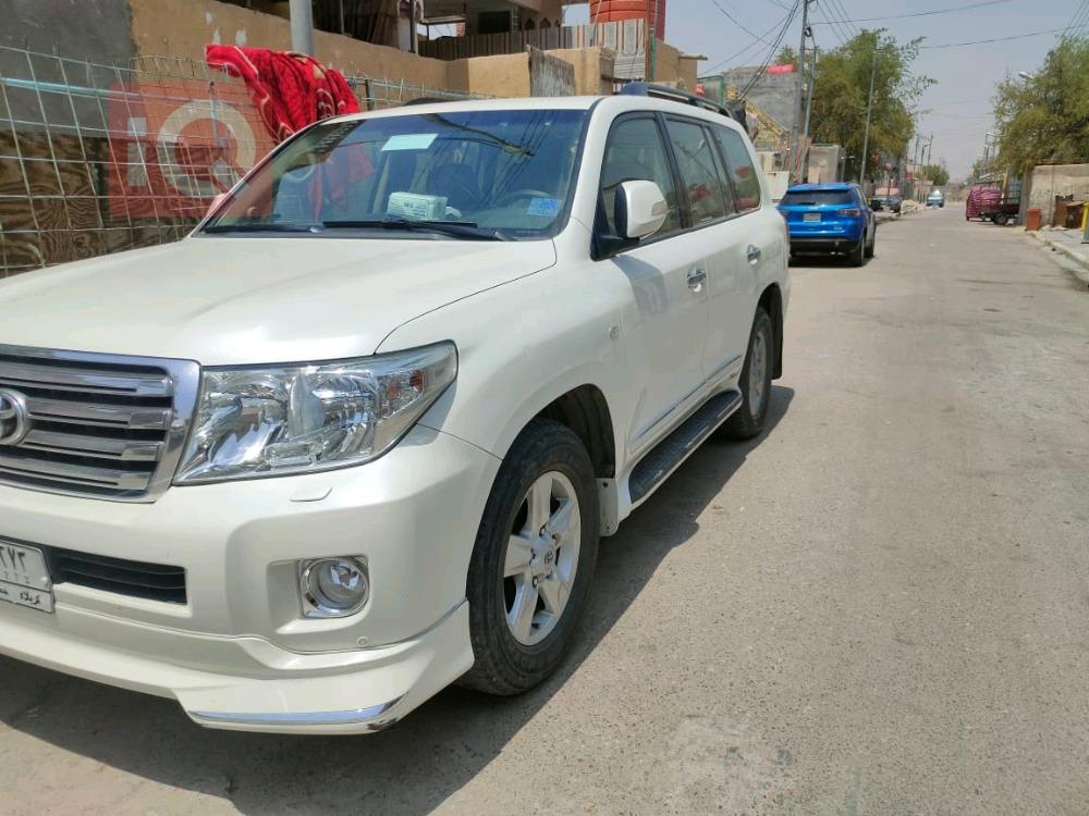 تويوتا لاندكروزر